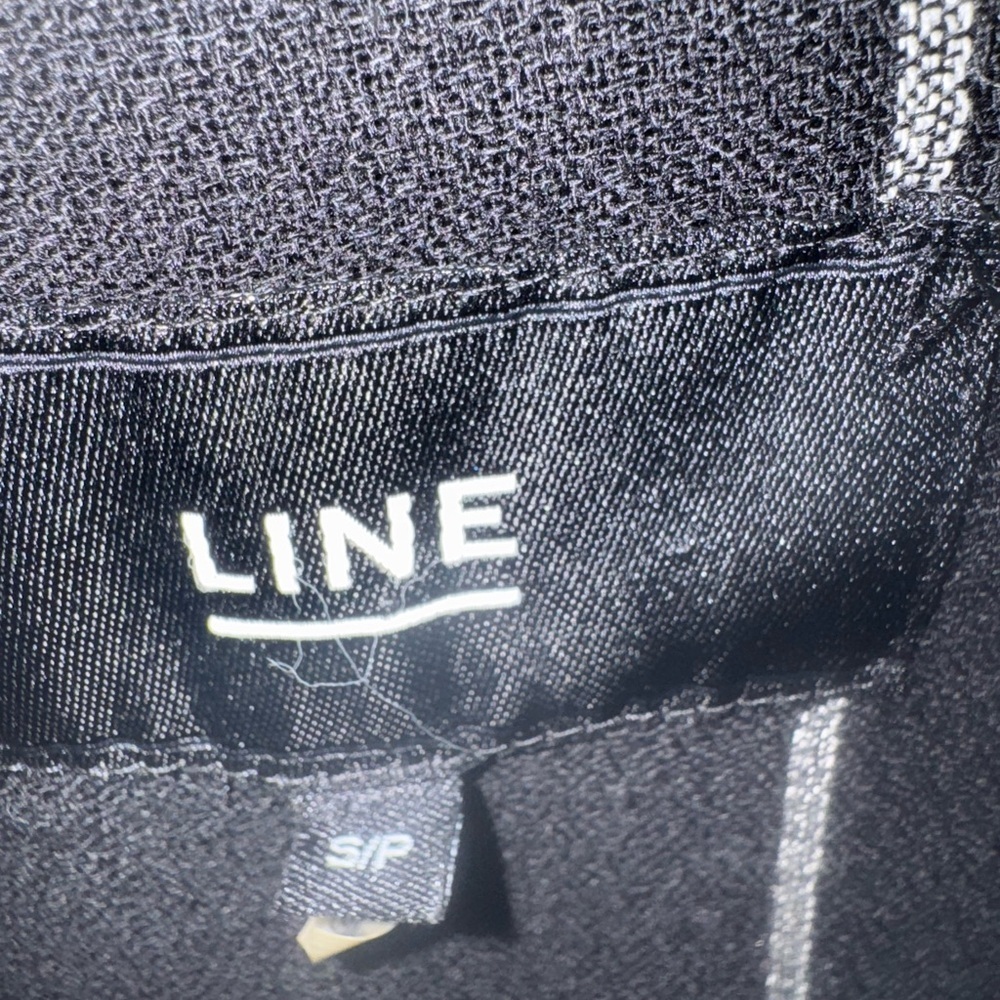 Line Shirt EUC - Picture 4 of 6